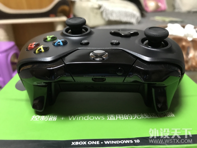 ���㶫����Rival 700��XBOX ONE�ֱ���