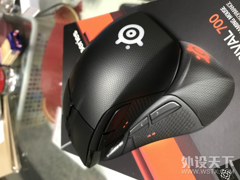 ���㶫����Rival 700��XBOX ONE�ֱ���