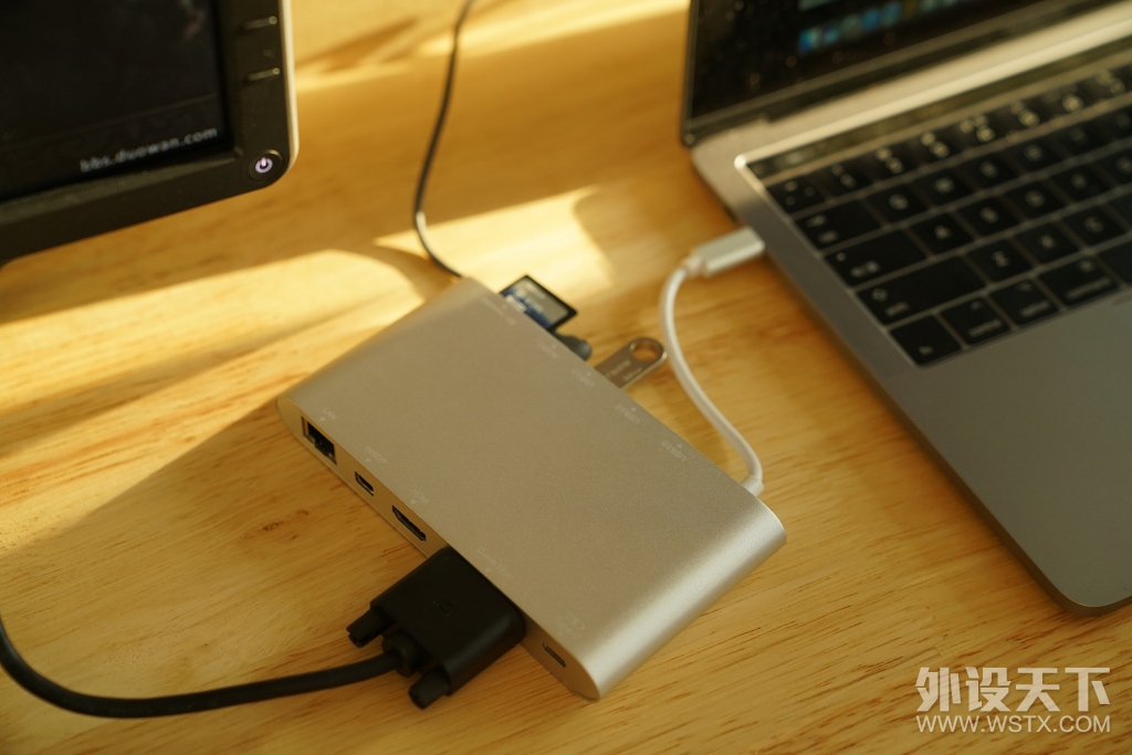 ����һ���󵨵��뷨����Macbook��װ�ɵ羺��Ϸ������ô����