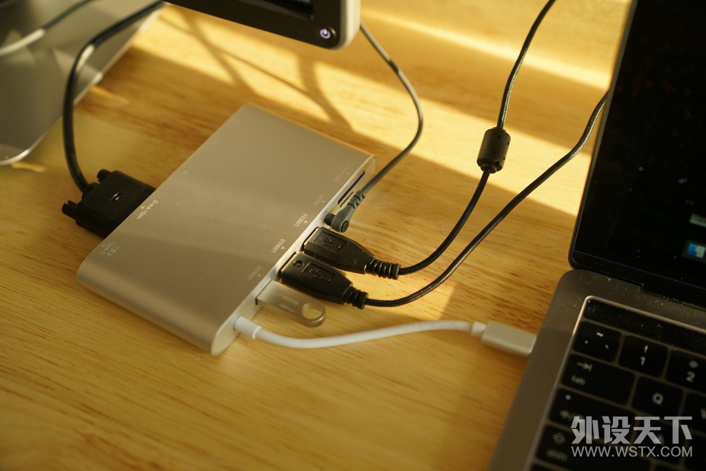 ����һ���󵨵��뷨����Macbook��װ�ɵ羺��Ϸ������ô����