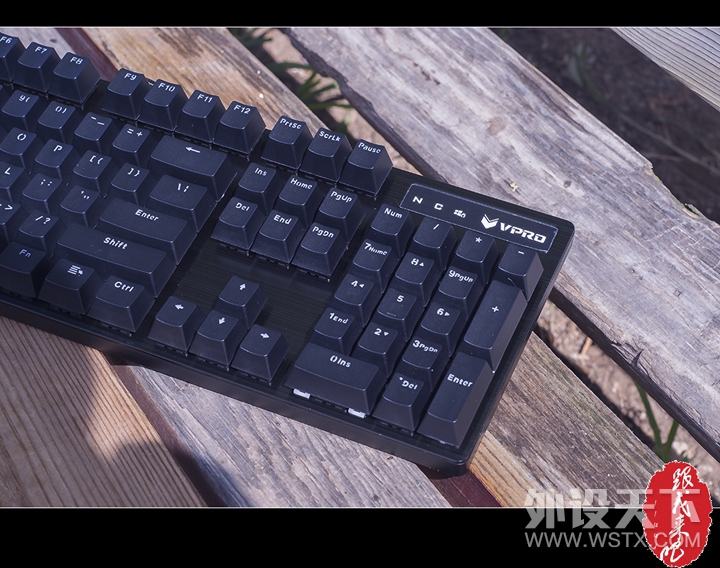 ¾Cherry װV805