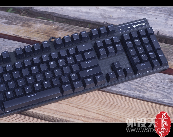 ¾Cherry װV805