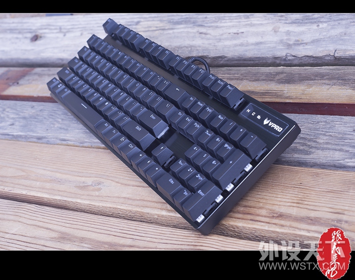 ¾Cherry װV805