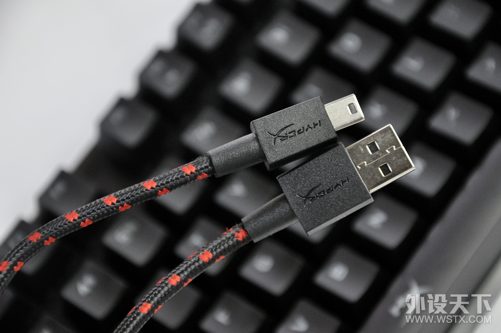 ̫�ӵǻ�ָ�տɴ���Alloy FPS PRO��е��������