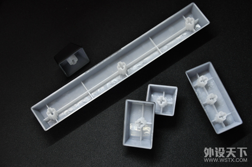 ̫�ӵǻ�ָ�տɴ���Alloy FPS PRO��е��������