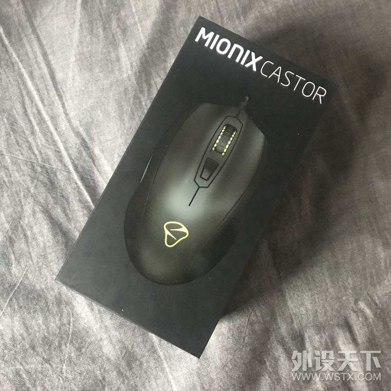 ݡQunix ʾ Ͻ ʿHYPERX Cloud Mionix Castor