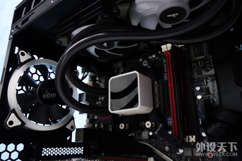 RGB����Ⱦ�������߱���T240ˮ���ϻ�
