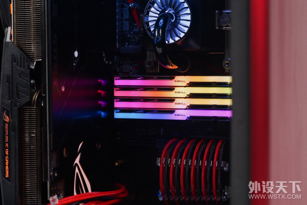 ֵװshow ˶ROG Strix RX580֥RGBùꪡ˼VR2