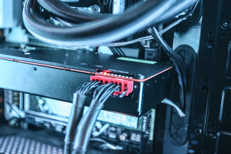  Radeon RX VEGA 64 Black Design