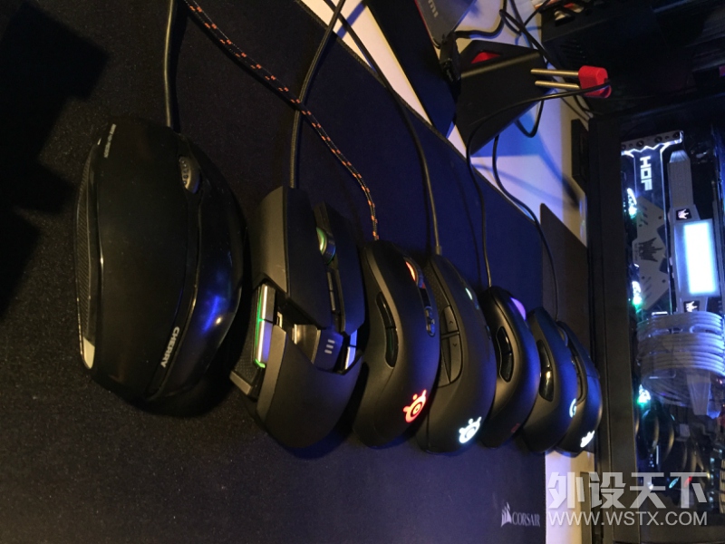 ����С�׵��״η���֮�����·����