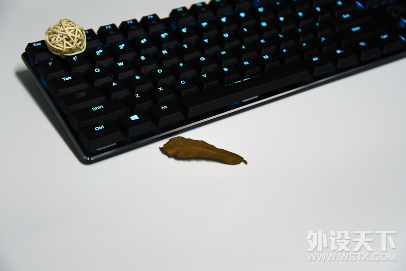 ��ݲ����������EK820-TOUCH��е��������