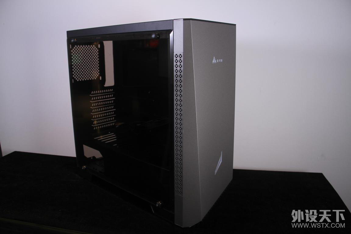 �ݶ����ɻ�����������7 1700X���Z6װ����