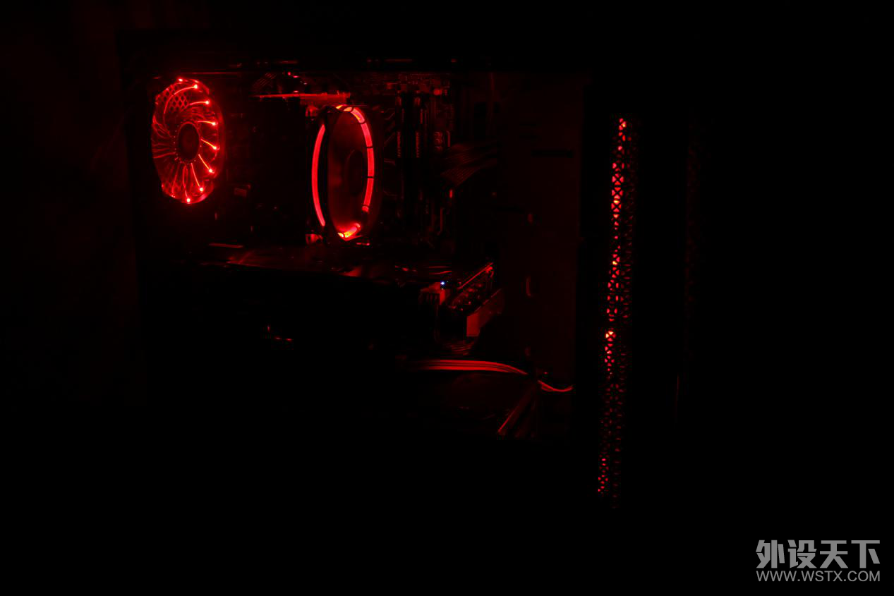 �ݶ����ɻ�����������7 1700X���Z6װ����