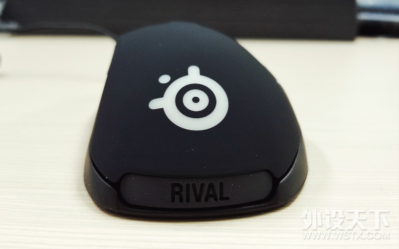 ڲ⡿ 仯ΡRival 300S