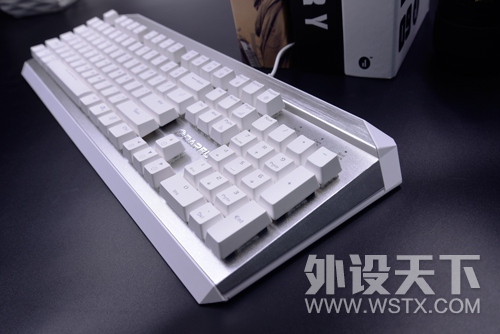 �����������������EK822 BOX���е����