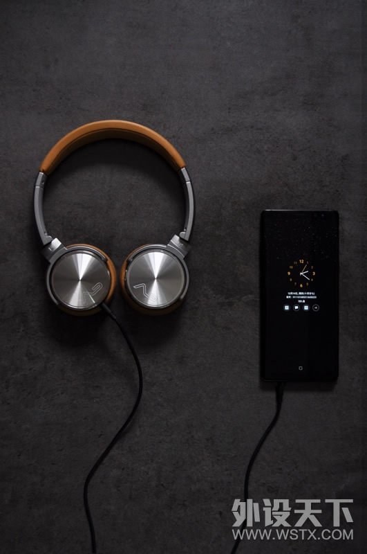 �������ֻ���LASMEX��ķɭHB-65S��NOTE8��iPhone X�������