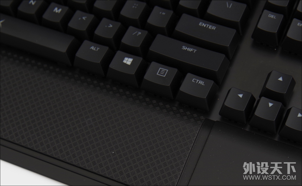 һ̫, HyperX Alloy Elite