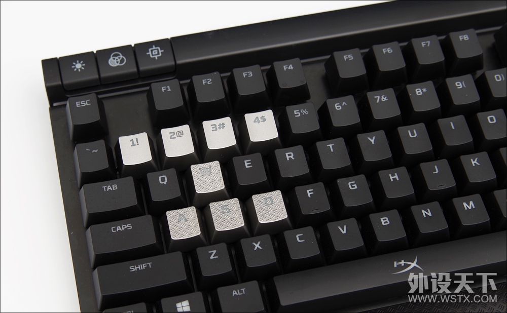 һ̫, HyperX Alloy Elite