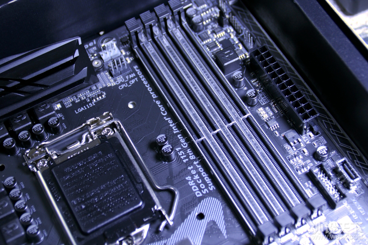 ׼ԪԼʡi7 8700K¹ⱦװSHOW
