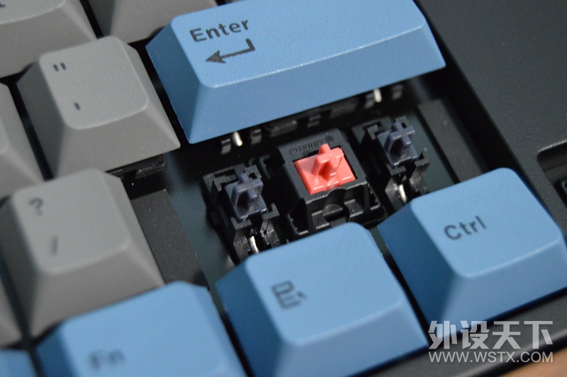 Leopold ² FC750R 10PD е ʹ