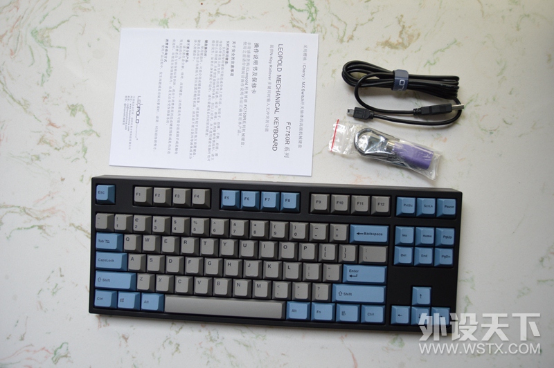 Leopold ² FC750R 10PD е ʹ