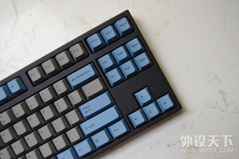 Leopold ² FC750R 10PD е ʹ
