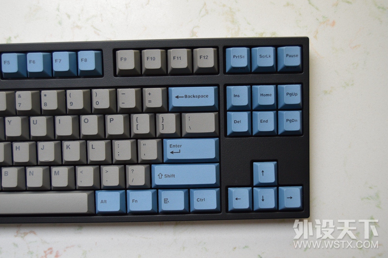 Leopold ² FC750R 10PD е ʹ