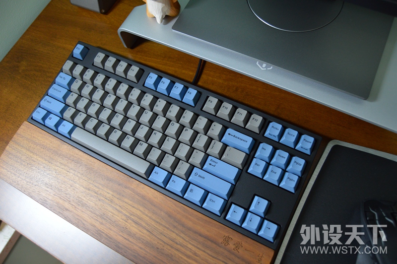 Leopold ² FC750R 10PD е ʹ