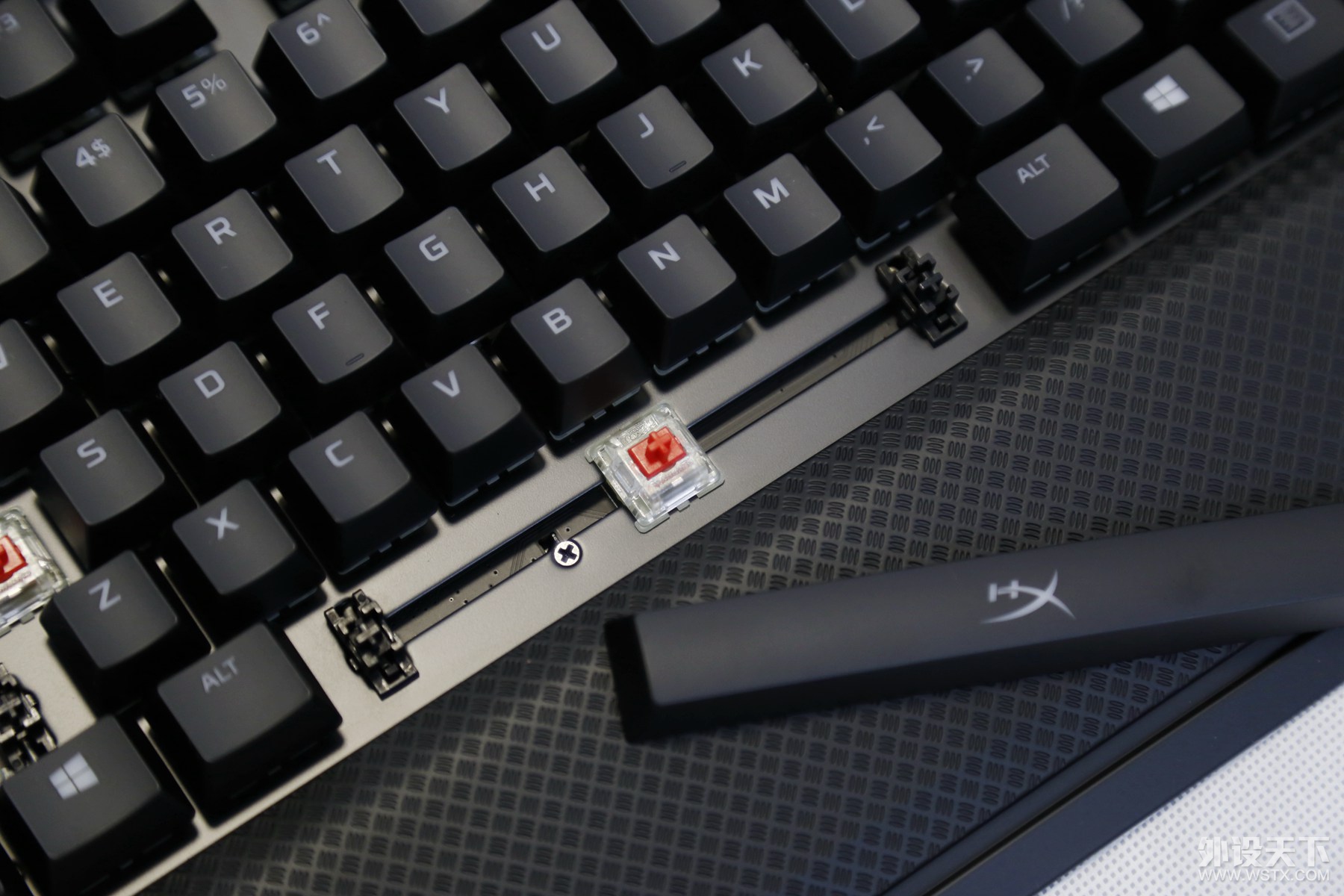 HyperX Alloy EliteRGBϷе̿