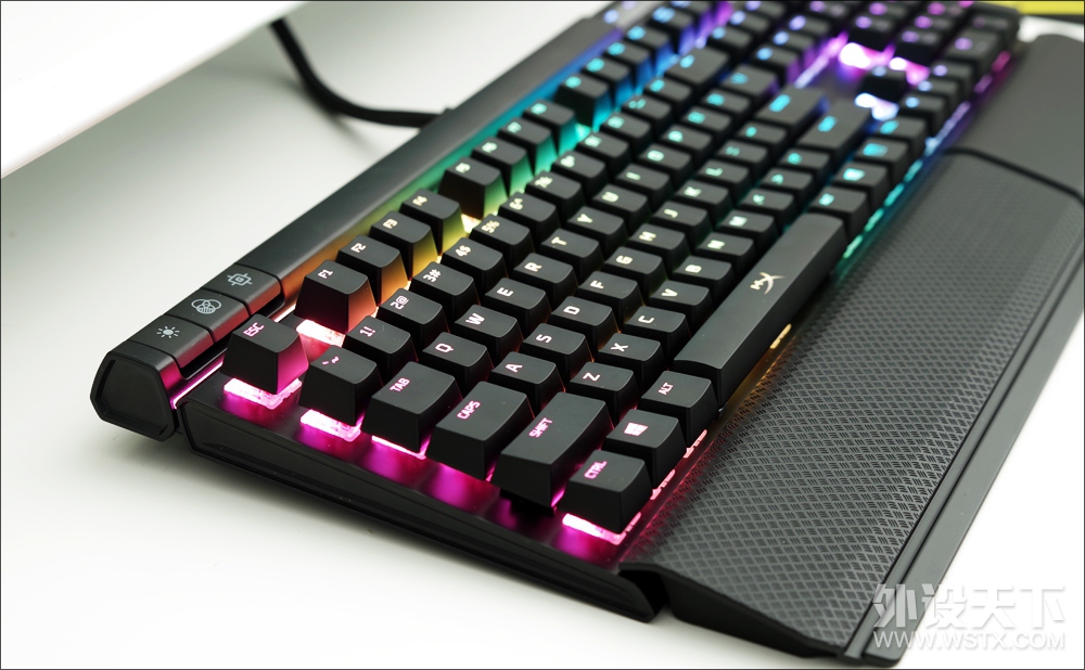 HyperX¸߶, ALLOY Elite RGB