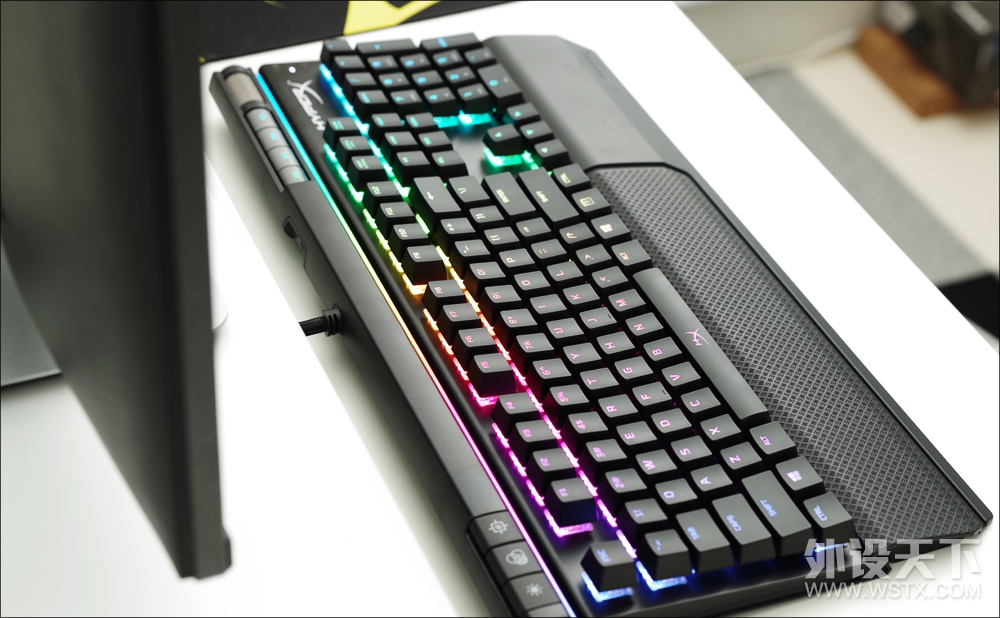 HyperX¸߶, ALLOY Elite RGB