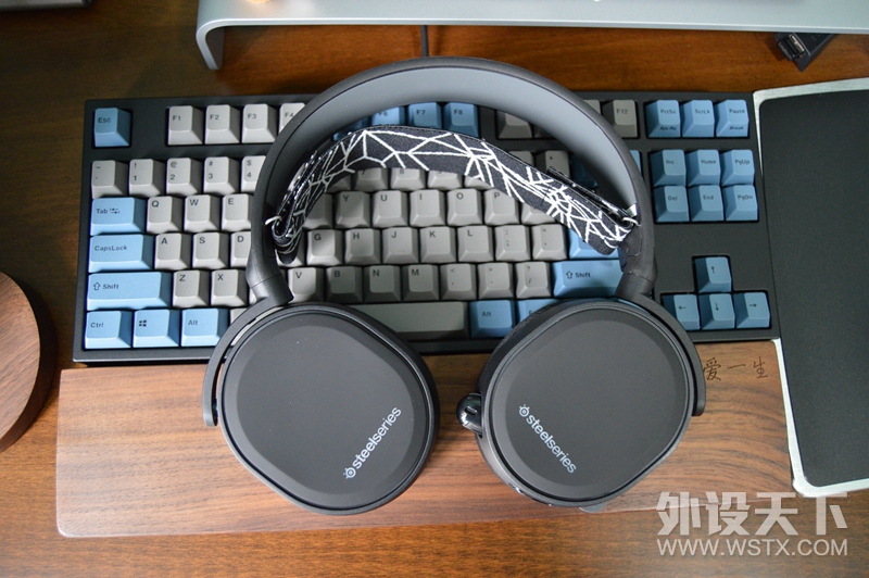 SteelSeries  Arctis5 Ϸ ɫ ʹò