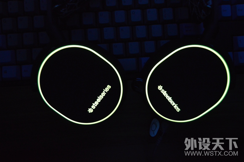 SteelSeries  Arctis5 Ϸ ɫ ʹò