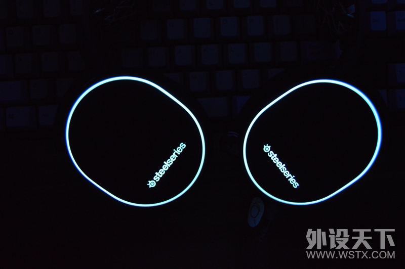 SteelSeries  Arctis5 Ϸ ɫ ʹò