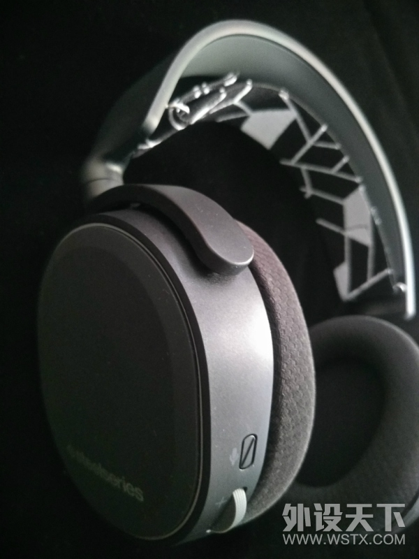 ِ���Arctis3�����濪������