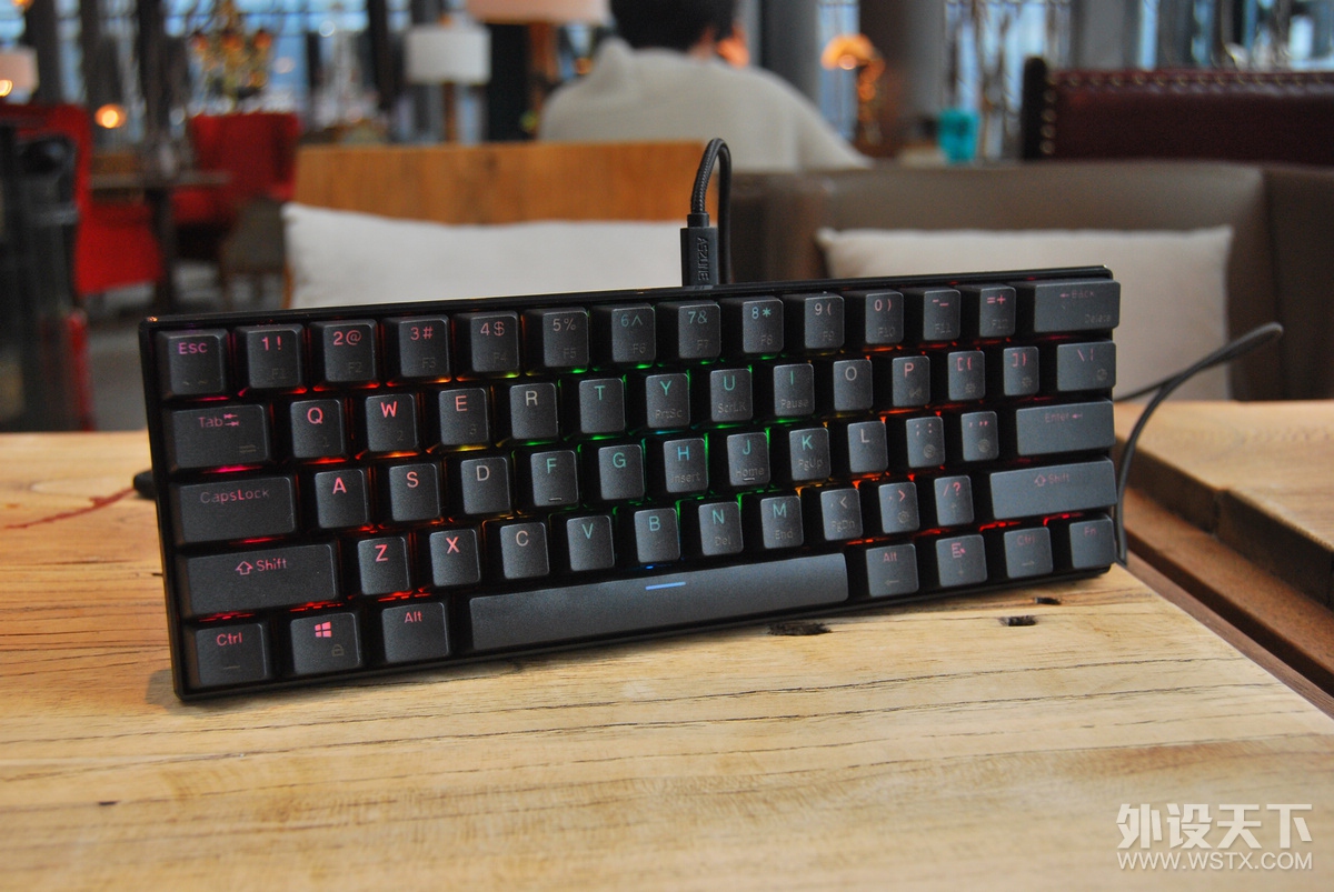 ȸСȫGANSS ALT61 RGB˫ģе