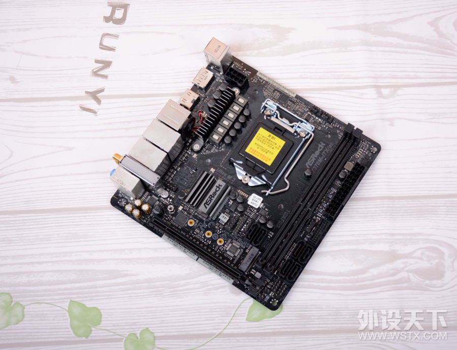 �κ�ǿ��֢��Intel i5-8500 CPU & ���uGT1030 װ����