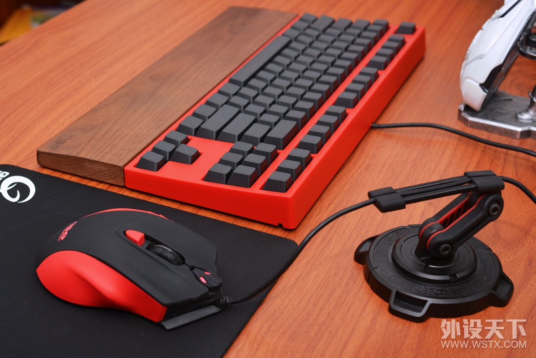Ȼ̿鼶ˮ׼LEOPOLD FC750Rɫ޶