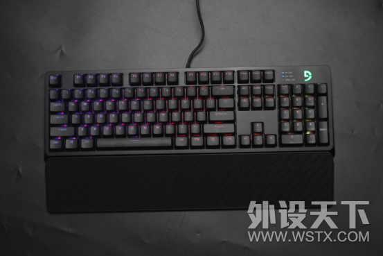 告别“原谅绿”成就“水桶型”机械键盘——富勒G900S RGB评测报