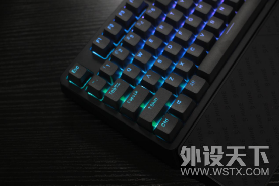 告别“原谅绿”成就“水桶型”机械键盘——富勒G900S RGB评测报