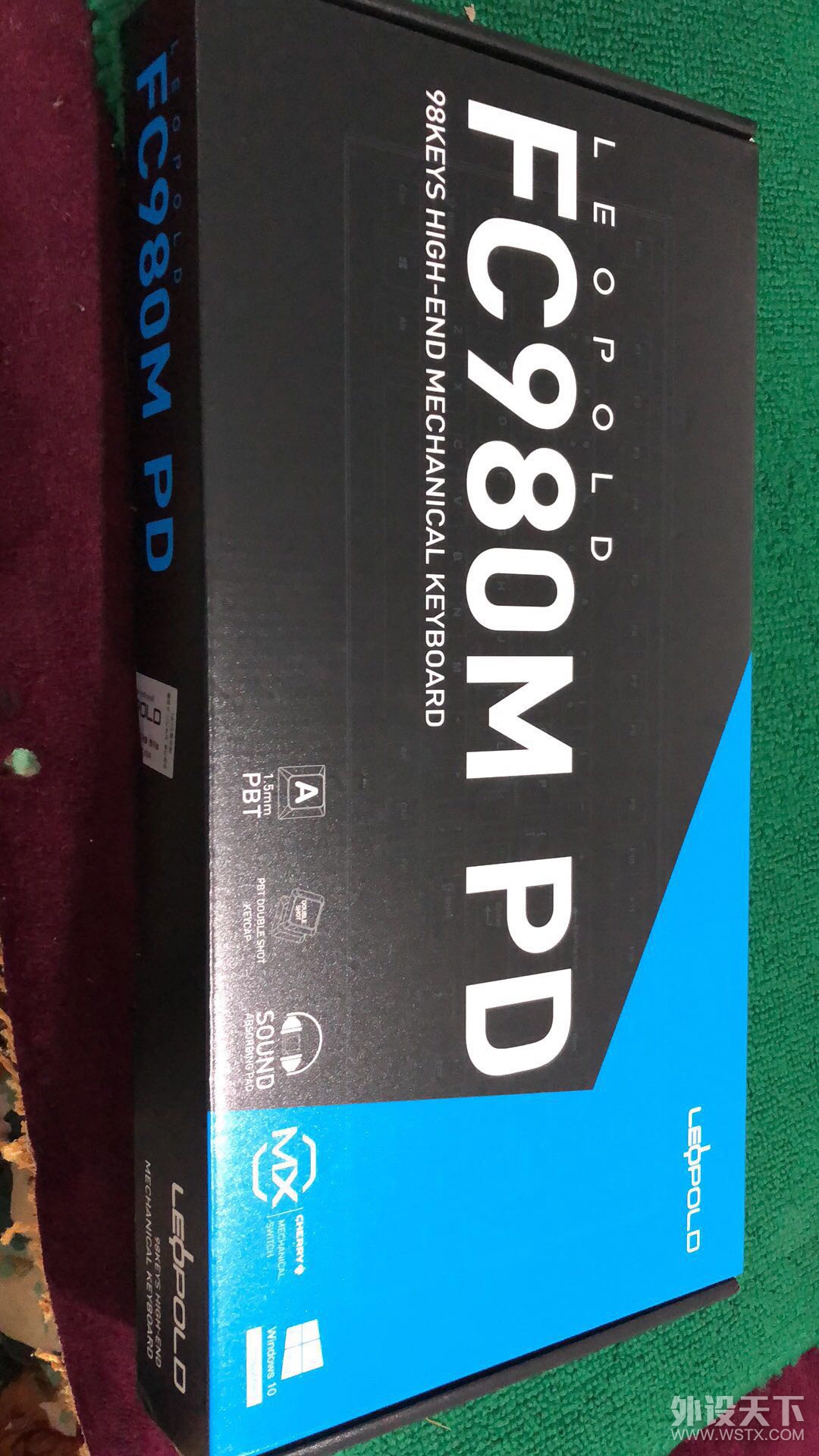 154149m1jros9s7tx4os49.jpg