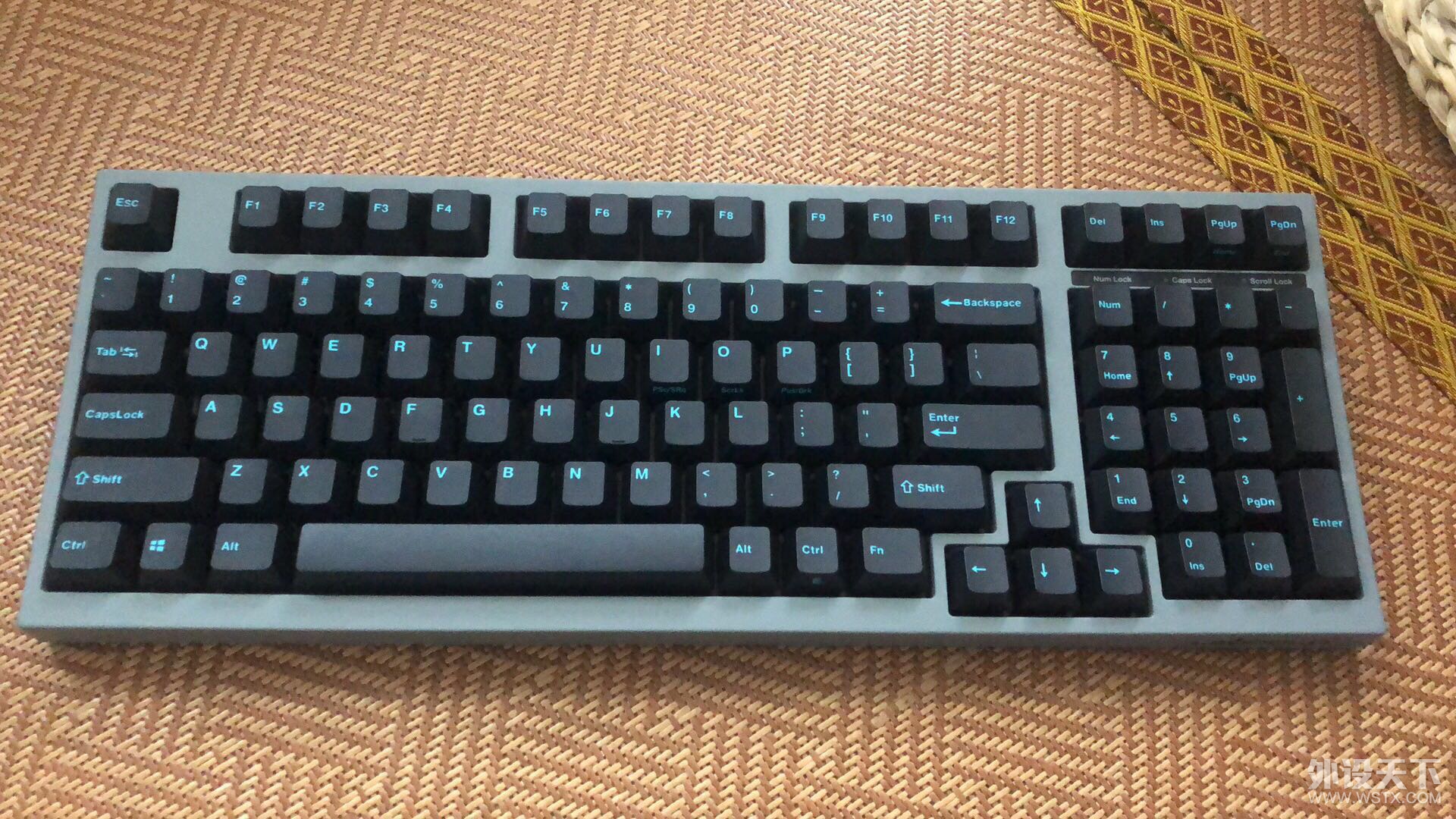 154150o4l1yzsini9s1mh2.jpg