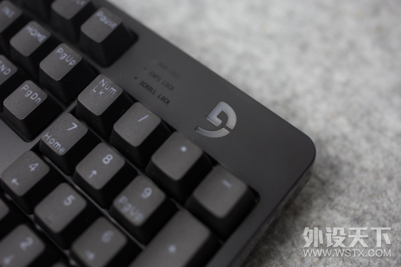 ����PBTȫ��ռ�ñ��ӣ��RGB����Ϸ���̣�����G900S RGB����