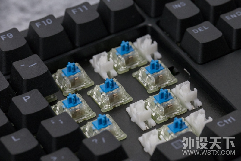 ����PBTȫ��ռ�ñ��ӣ��RGB����Ϸ���̣�����G900S RGB����