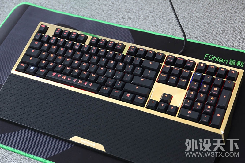 PBT͸ñԭᣬG900s RGBе̿