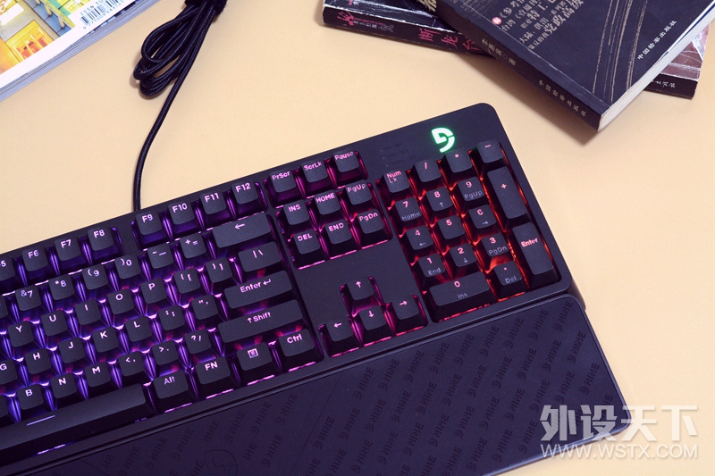 PBT͸ñԭᣬG900s RGBе̿