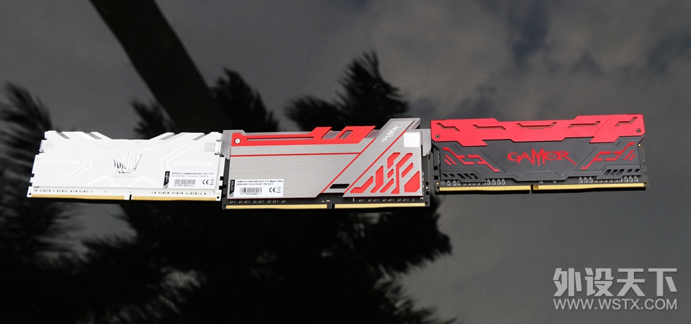 ������ʡ�Ӱ��GAMER ����RGB DDR4-3000 8G*2����