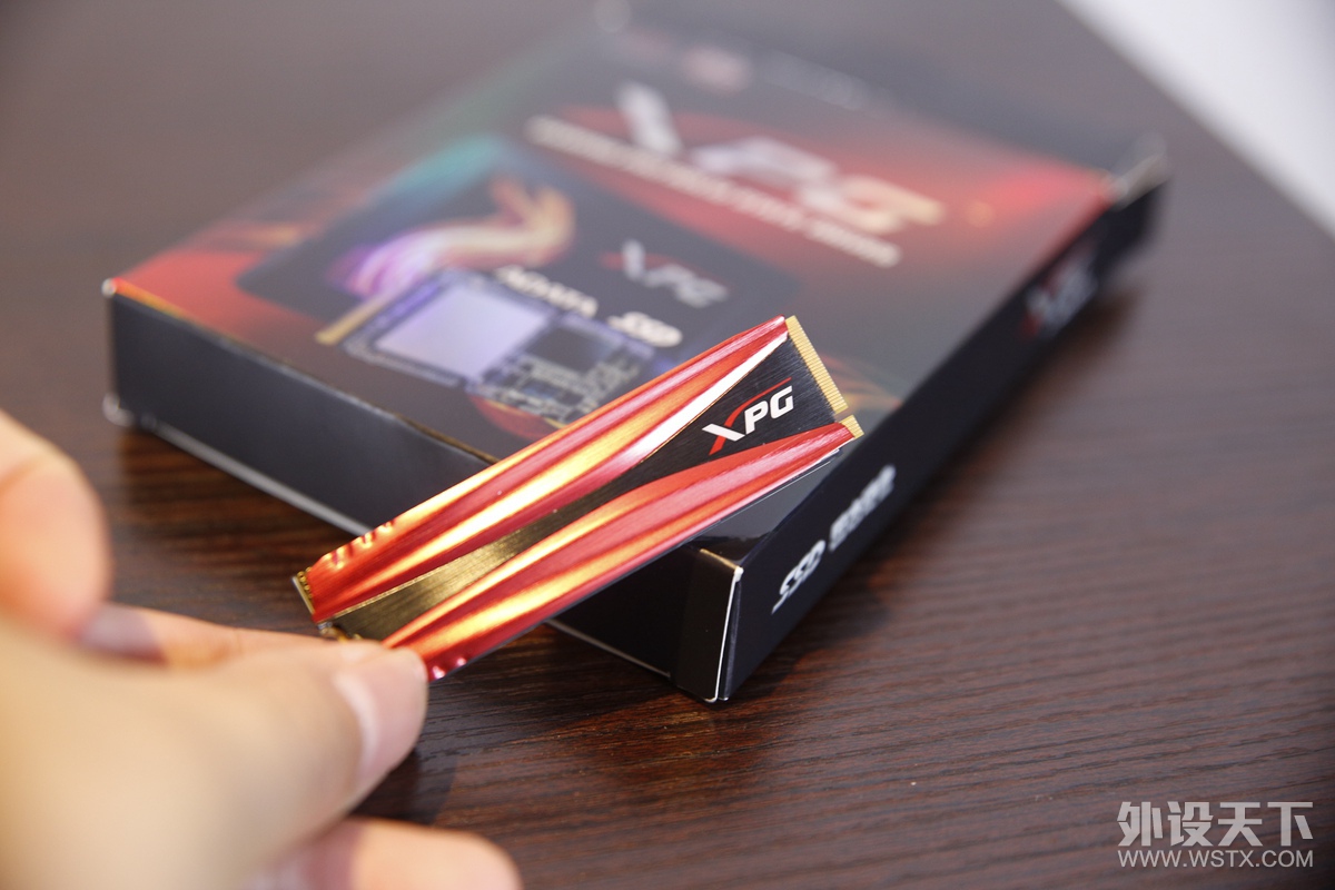 M.2 SSD �ӳ֣�����˧���ġ�����Ⱦ������װ����һ��