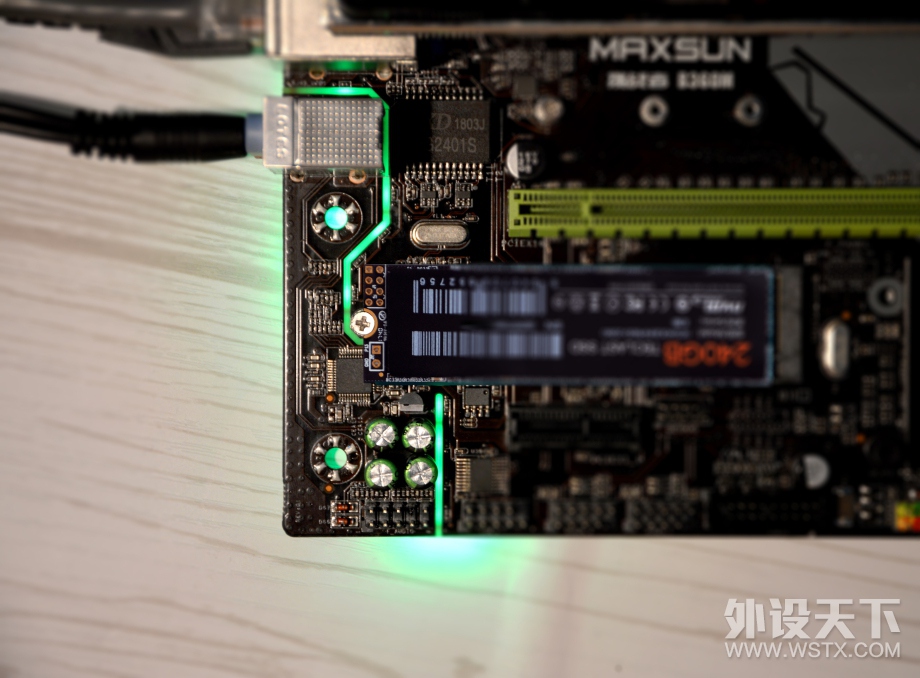 Intel Ӣ�ض� I5 8400+MAXSUN ���u B360 ��ս�ߡ�Ʒ�ƻ�"�ܻ�����