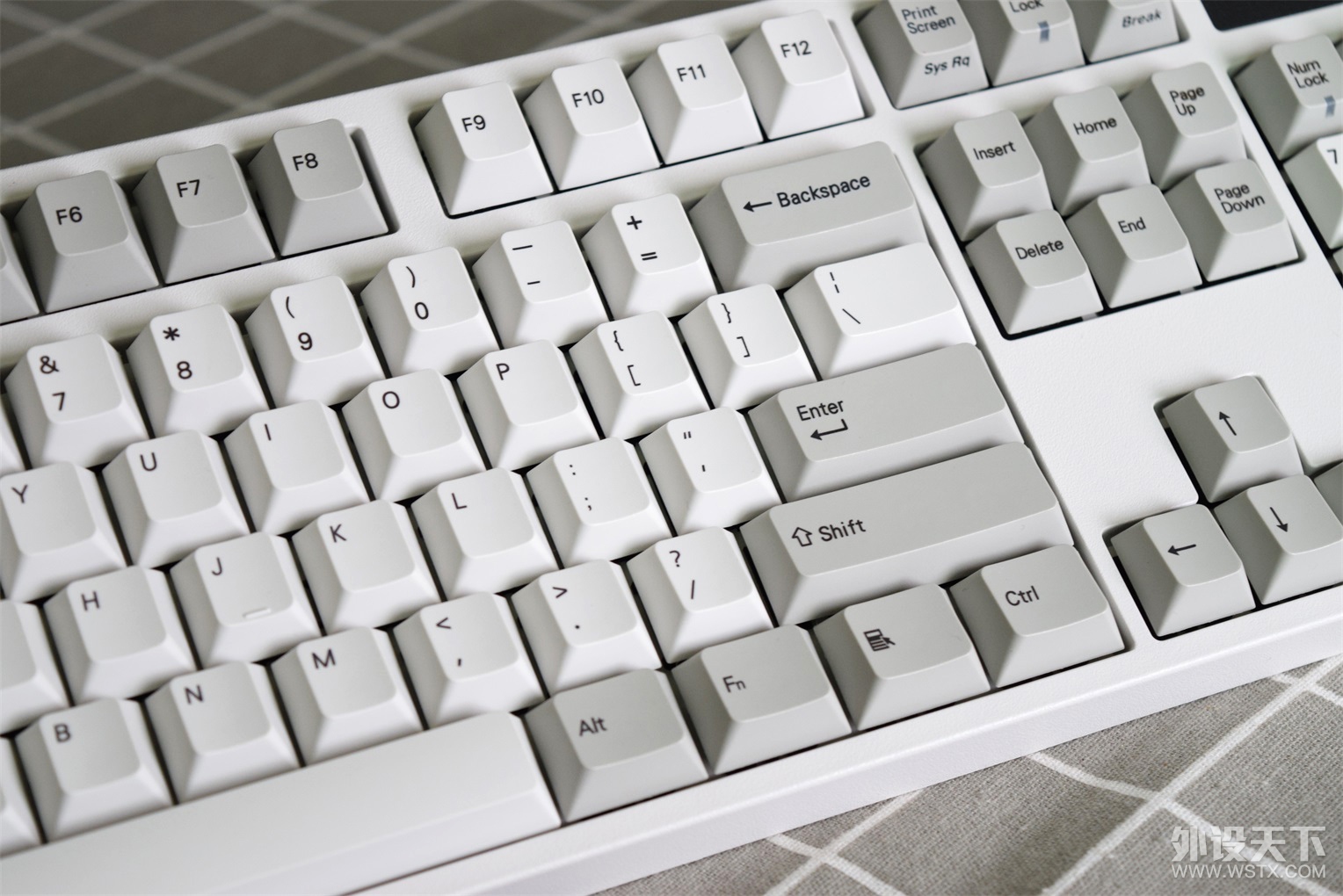 ĺ cherry G80-3494 leopold FC900R PS
